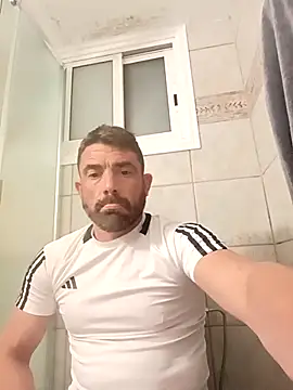 George21ek online show from April 9, 9:53 pm