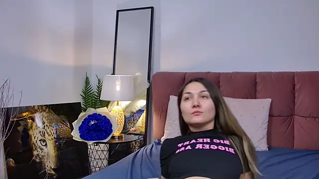 NicolLopeze online show from March 7, 8:56 am