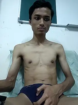 Hunter Hault online show from January 16, 2:54 pm