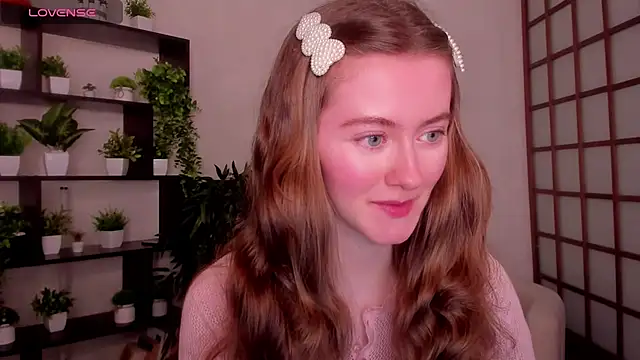 KateCuddle online show from December 22, 2:41 am