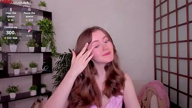 KateCuddle online show from February 20, 6:26 am