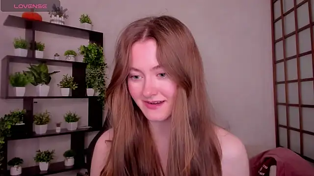 KateCuddle online show from April 2, 2:31 am