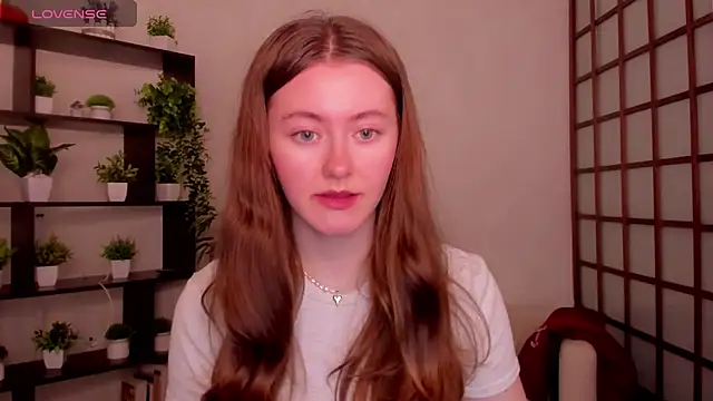 KateCuddle online show from May 26, 2:40 am