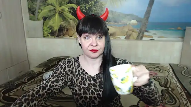 Snapshot of Aphelandra chatting on March 13, 12:56 pm Aphelandra online show from March 13, 12:56 pm