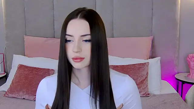 Betty Bridge online show from February 10, 6:42 am