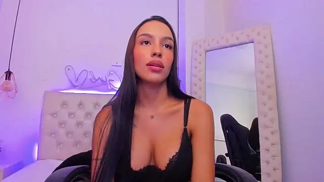 Snapshot of xiomara__cortes chatting on March 14, 10:16 pm xiomara cortes online show from March 14, 10:16 pm