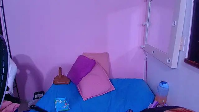 Snapshot of celeste_sea chatting on January 21, 7:06 pm celeste sea online show from January 21, 7:06 pm