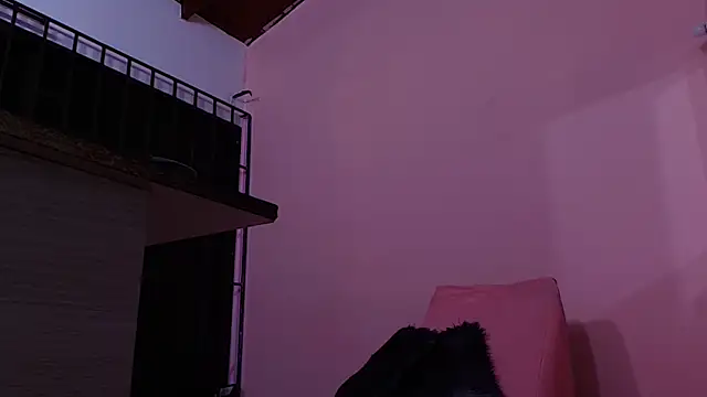 Snapshot of celeste_sea chatting on October 4, 7:12 pm celeste sea online show from October 4, 7:12 pm