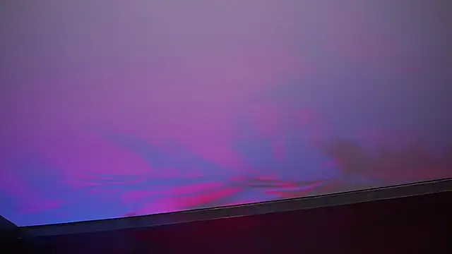 HotSkinnyX online show from January 5, 5:27 pm