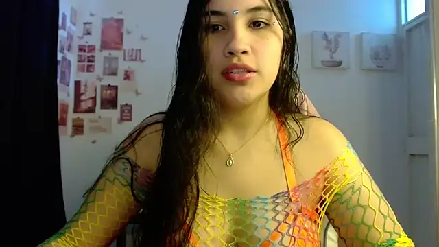 Snapshot of InocentHeaven1 chatting on April 22, 1:01 pm InocentHeaven1 online show from April 22, 1:01 pm