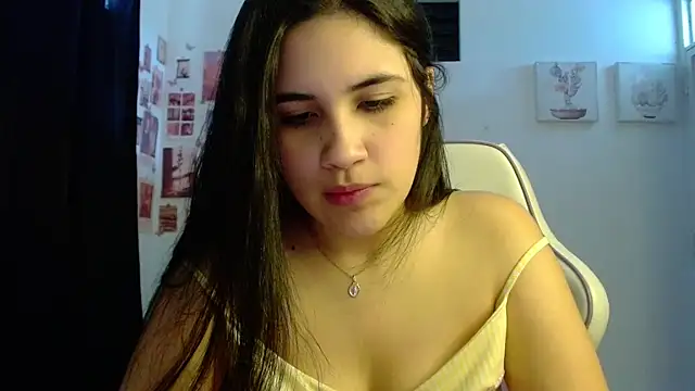 Snapshot of InocentHeaven1 chatting on April 25, 1:41 pm InocentHeaven1 online show from April 25, 1:41 pm