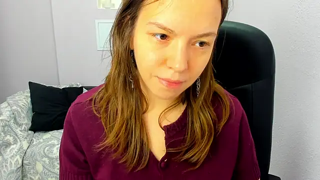 Persephoni online show from April 18, 10:52 am