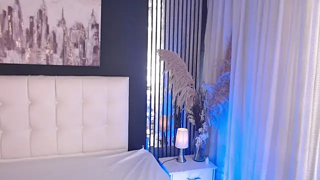 LiaVillalobos online show from April 17, 2:09 pm