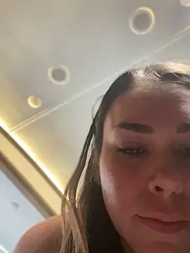 LeaGambit   online show from December 31, 7:07 pm