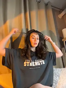 itssophiie online show from February 20, 10:43 pm