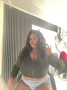 Snapshot of sharik-browns chatting on April 20, 1:14 pm sharik-browns online show from April 20, 1:14 pm