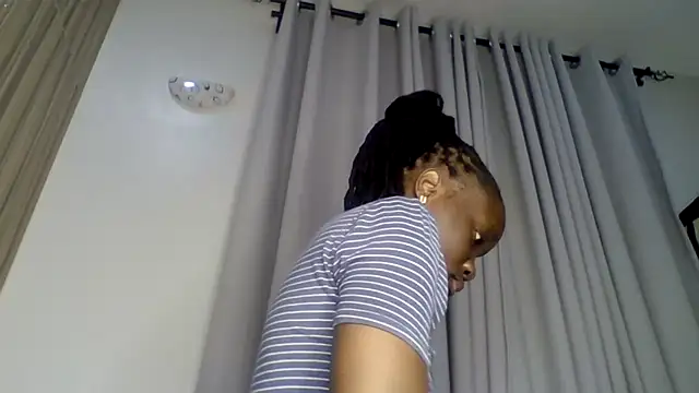 sweet sassy  online show from February 27, 2:22 am