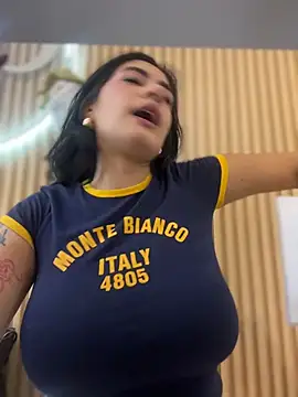 clarachanelricek online show from December 18, 8:26 pm