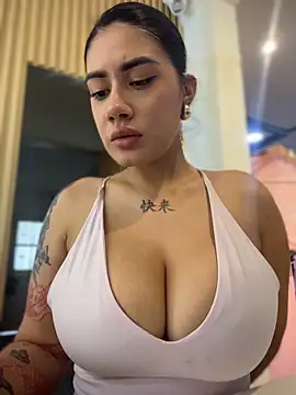 clarachanelricek online show from March 20, 8:35 pm