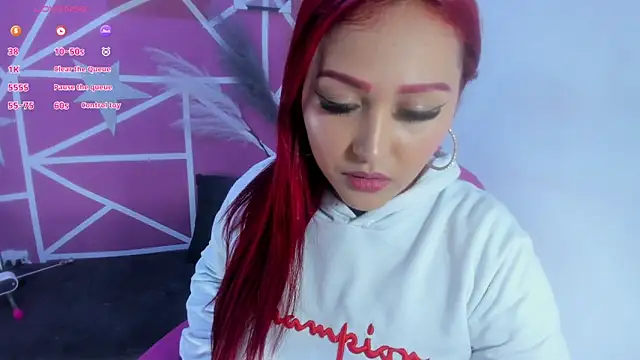 lucy beatifull online show from March 3, 12:00 pm