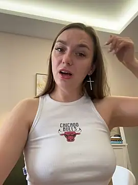 Snapshot of Janeee chatting on February 11, 8:05 am Janeee online show from February 11, 8:05 am