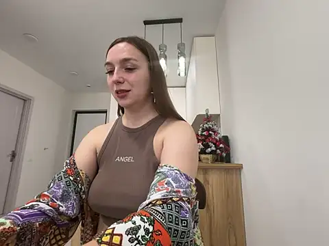 Snapshot of Janeee chatting on December 18, 10:21 am Janeee online show from December 18, 10:21 am