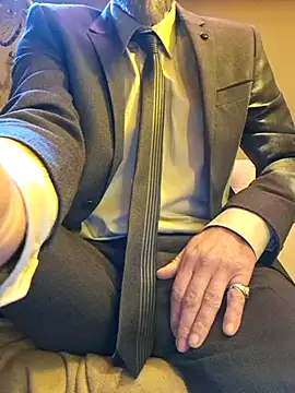 eddouxxx78 online show from February 8, 11:35 am