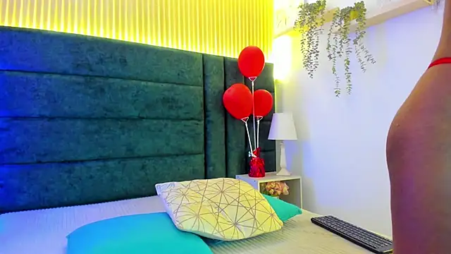 AntonellaaHot online show from February 21, 8:27 pm