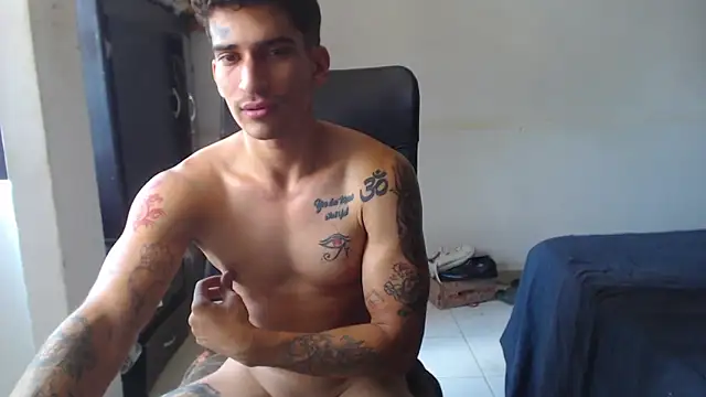 thebestwarrior  online show from September 27, 6:46 pm