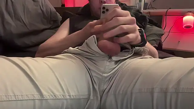 DerSurfer999 online show from April 27, 7:17 am