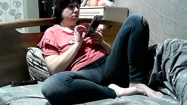 Snapshot of explored_romantic chatting on February 5, 3:42 pm explored romantic online show from February 5, 3:42 pm