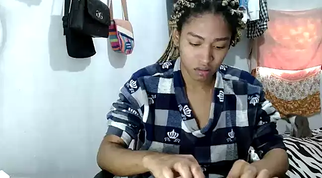 angelamarie1 online show from February 9, 4:18 pm