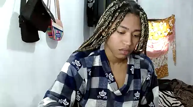 angelamarie1 online show from February 18, 12:06 pm