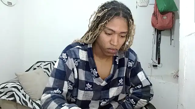 angelamarie1 online show from January 17, 11:26 am