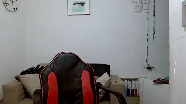 angelamarie1 online show from March 18, 12:08 pm