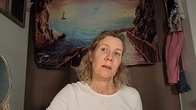 Lola Belgium online show from May 30, 5:37 am
