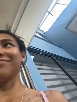 LauraAristizabal online show from January 29, 11:04 pm