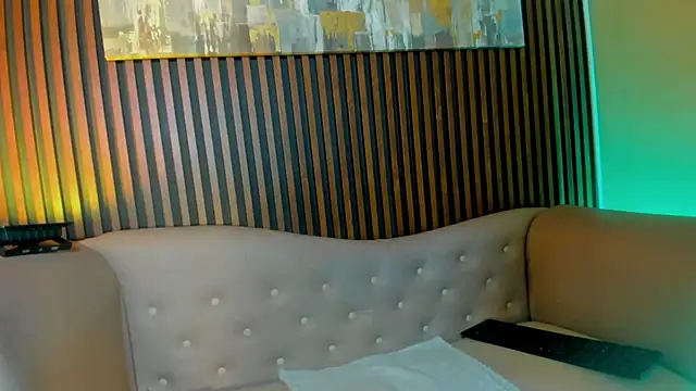 LauraAristizabal online show from March 22, 12:52 pm