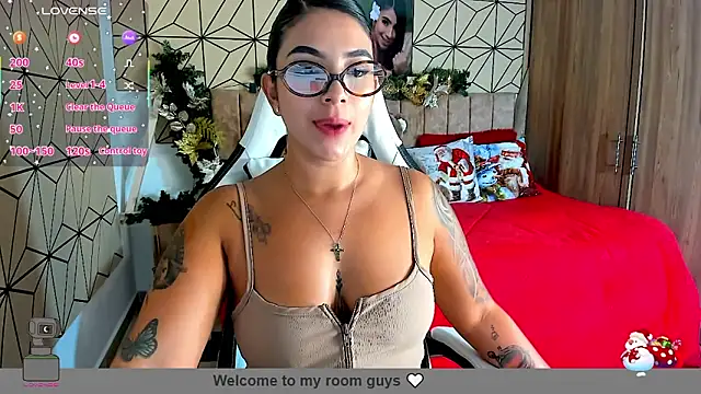 Snapshot of vane_lopez_ chatting on November 28, 7:49 pm vane lopez online show from November 28, 7:49 pm