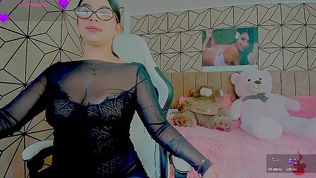 vane lopez  online show from April 4, 6:49 pm