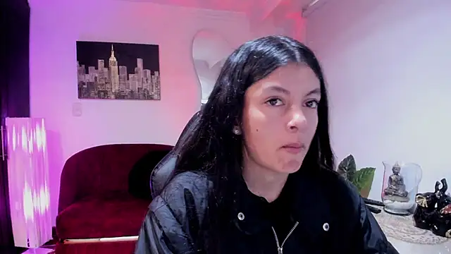 Meghan320 online show from June 10, 11:31 am
