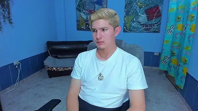 patrik 027 online show from October 13, 5:18 am