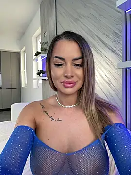 Snapshot of KirstieVegas chatting on April 19, 3:11 pm KirstieVegas online show from April 19, 3:11 pm
