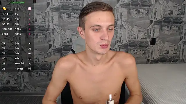 Snapshot of Oliver_Fresh chatting on November 29, 9:34 am Oliver Fresh online show from November 29, 9:34 am