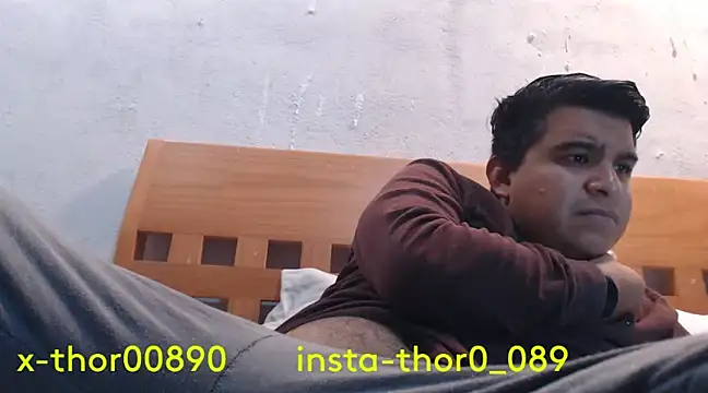 thor000089 online show from December 3, 6:26 am