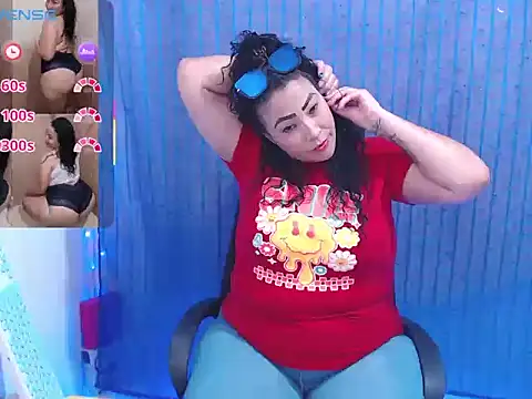 Snapshot of mature_beautifull chatting on August 1, 8:52 pm mature beautifull online show from August 1, 8:52 pm