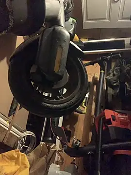 Snapshot of Likewise chatting on October 29, 10:06 am Likewise online show from October 29, 10:06 am