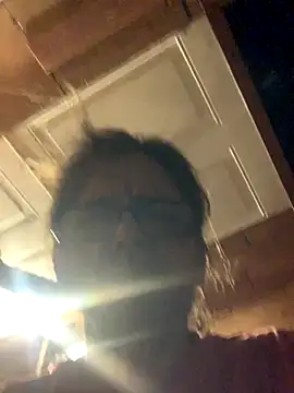 Snapshot of Likewise chatting on November 30, 3:16 pm Likewise online show from November 30, 3:16 pm