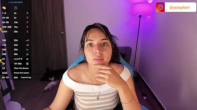 Miss Nicole online show from February 7, 12:36 am