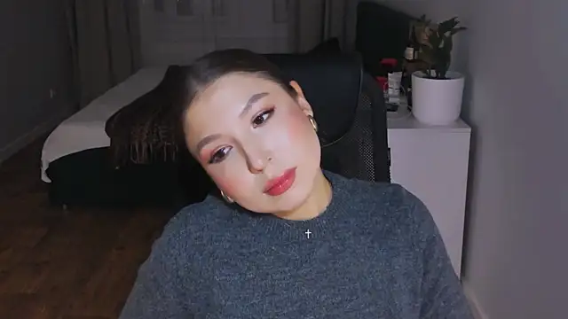 Eva Chris online show from September 26, 4:11 pm